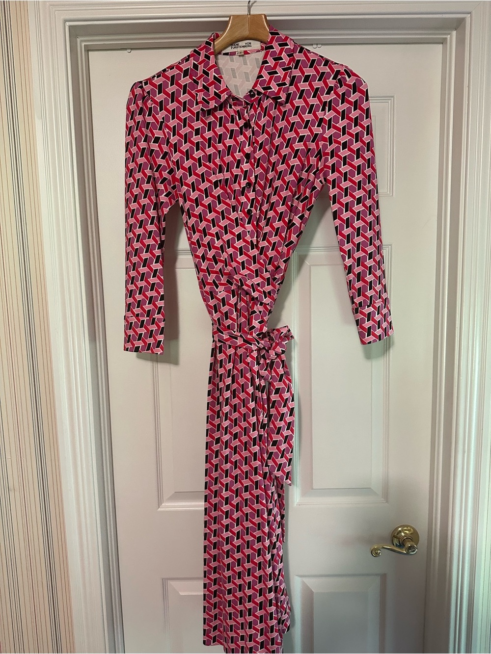 Diane Von Furstenberg Pink Geometric Long-Sleeve Wrap Dress